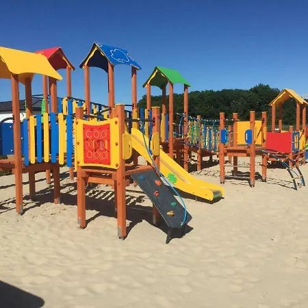 Baltic Z Basenem Zewnetrznym Ul Marynarska 4, 公寓