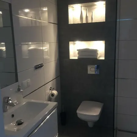 Apartament Baltic Z Basenem Zewnętrznym Ul Marynarska 4,