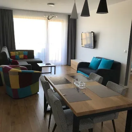 Apartament Baltic Z Basenem Zewnętrznym Ul Marynarska 4, *