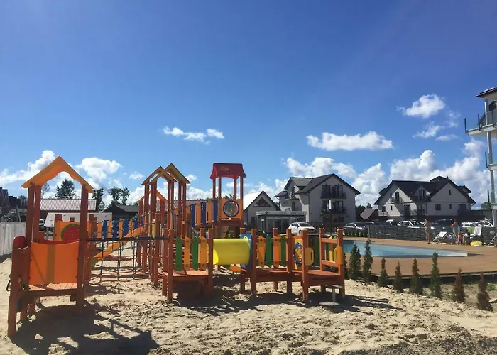 Baltic Z Basenem Zewnetrznym Ul Marynarska 4, Sarbinowo