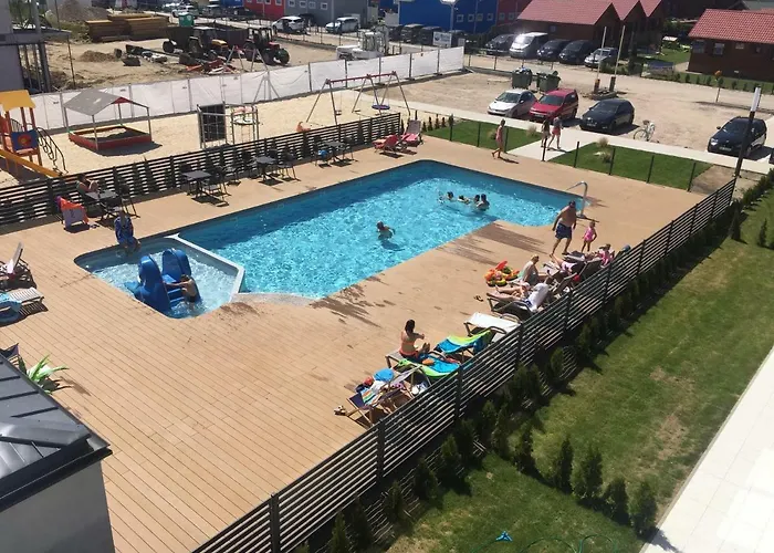 Baltic Z Basenem Zewnetrznym Ul Marynarska 4, Lägenhet